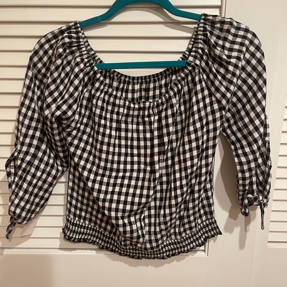 Women’s Hollister Top | BRAND NEW - Picture 4 of 4